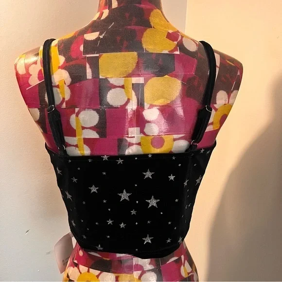 Romwe Star Print Cropped Tank Top - Picture 2 of 6